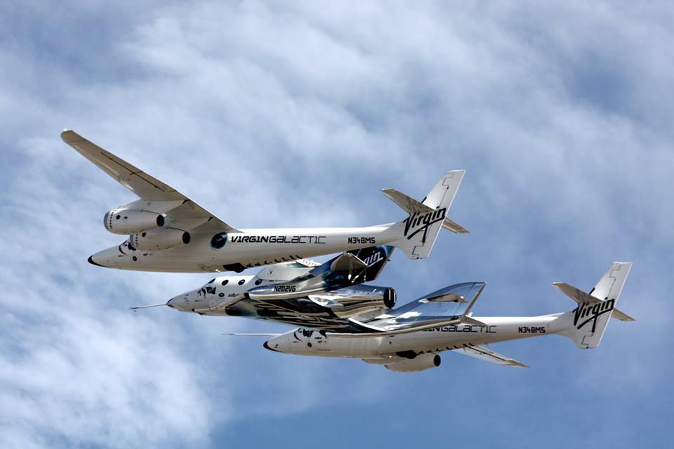 Космоплан SpaceShipTwo успешно выполняет третий по счету планирующий полет