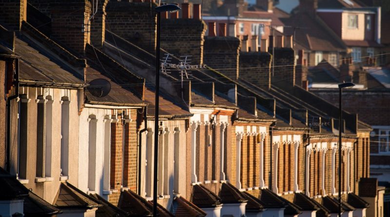 Аренда жилья в Великобритании почти сравнялась с домами в кредит