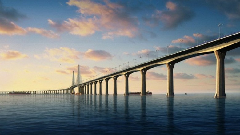 В Китае завершено строительство морского моста длиной 55 километров