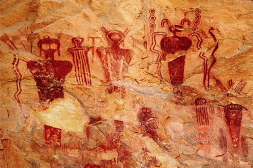 Древние рисунки в пещерах индейцев Апачи доказали факт существования пришельцев