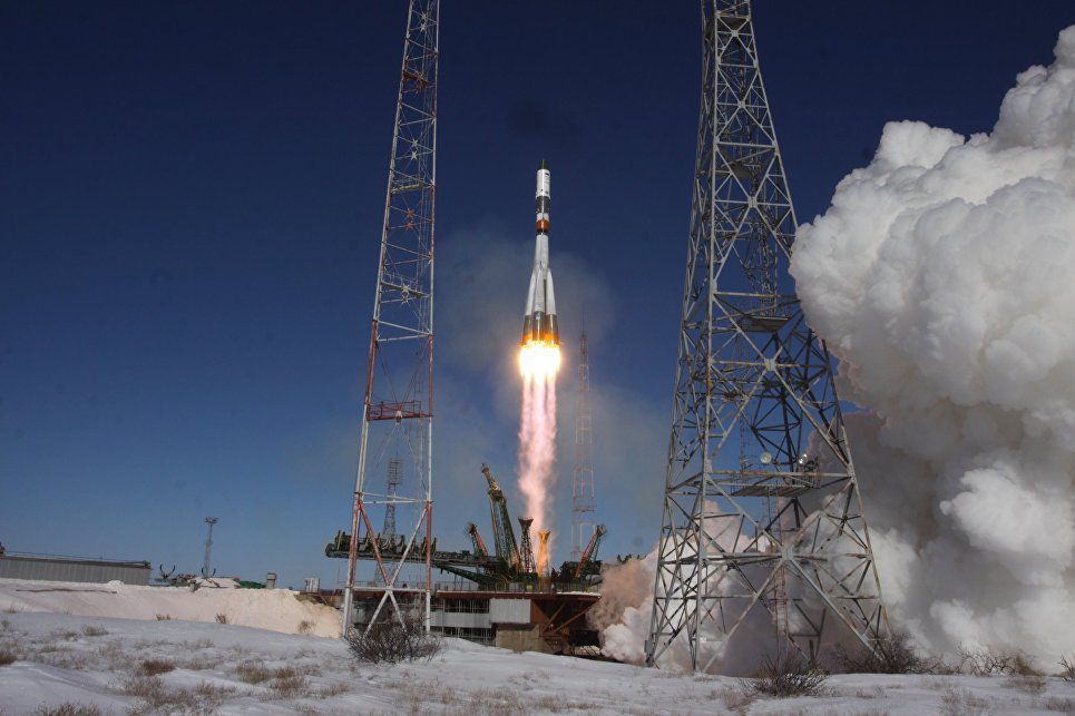 В NASA утвердили астронавтов Уокер и Акаба на свободные места кораблей «Союз-МС»