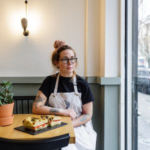 Вкус перемен: лондонская пекарня помогает обездоленным женщинам стать на ноги