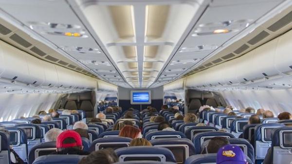 Учёные рассказали, как, находясь в самолёте, не заразиться гриппом