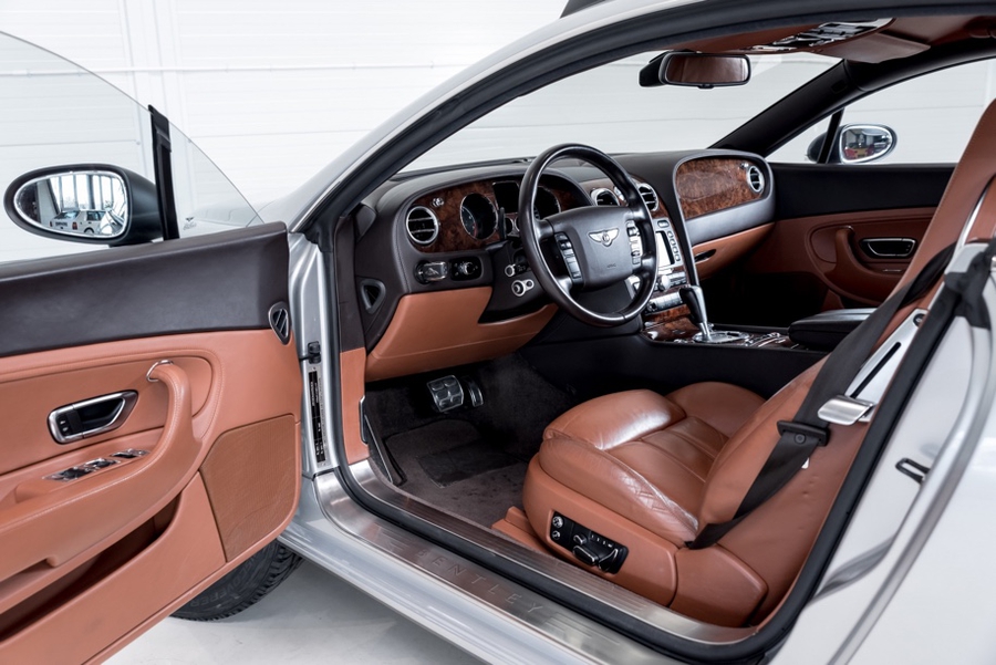 Голландцы построили внедорожную версию Bentley Continental GT 