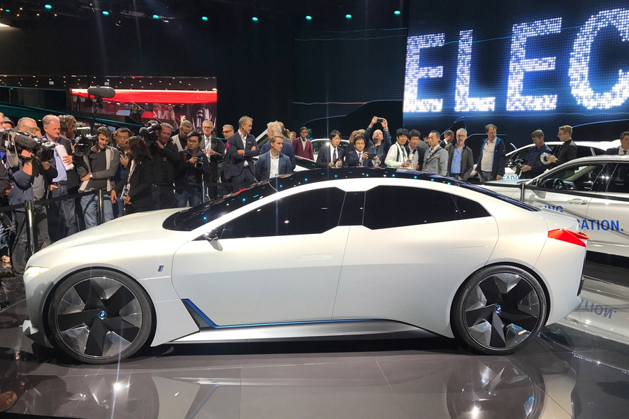 Женева 2018: BMW подтвердила выпуск электрокара i4 
