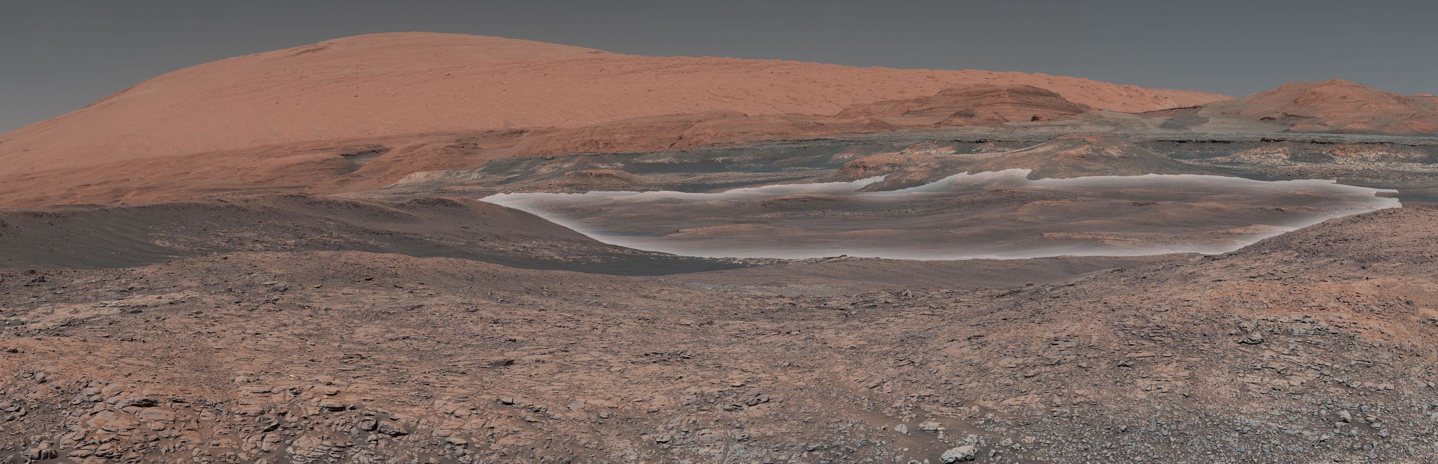 Марсианский ровер Curiosity отмечает 2000-й по счету «сол» на Марсе