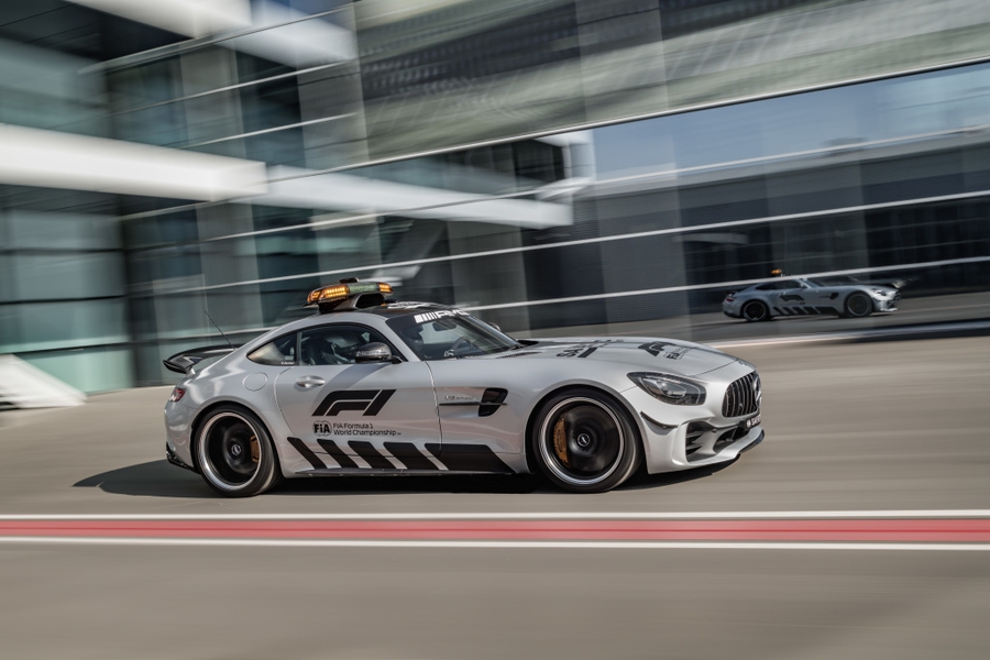 Спорткар Mercedes-AMG GT R выбрали новым автомобилем безопасности Формулы-1