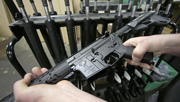 Во Флориде запретили продажу винтовки AR-15 на пятнадцать минут