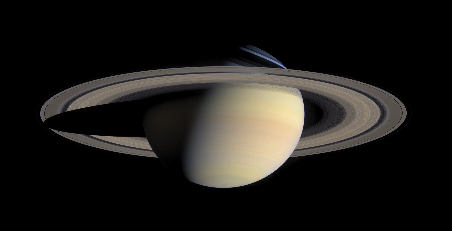 Сатурн мог помочь сформироваться спутникам Юпитера