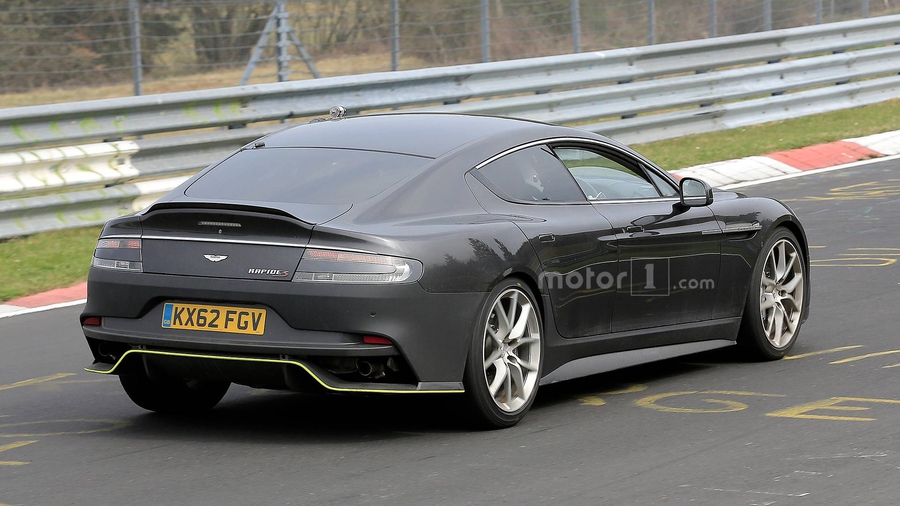 Aston Martin Rapide AMR тестируют на Нюрбургринге 