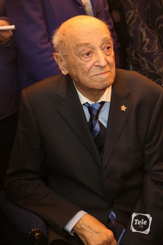 95-летнего Владимира Этуша «уложили» в больницу