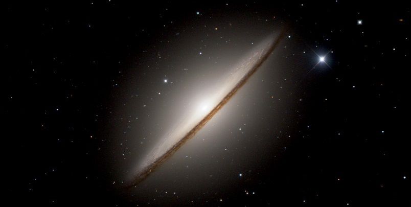 Магнитное поле галактик может иметь упорядоченную структуру, выяснили ученые