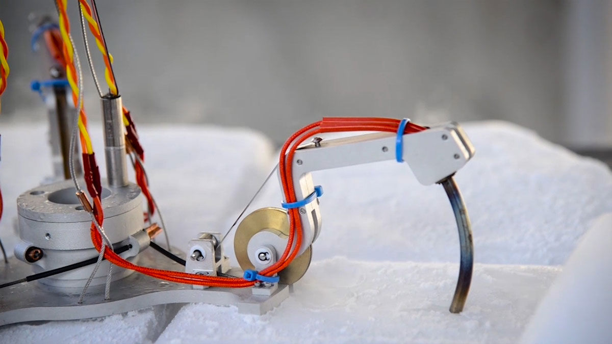НАСА тестирует инструменты для роботов, которые будут исследовать ледяные миры