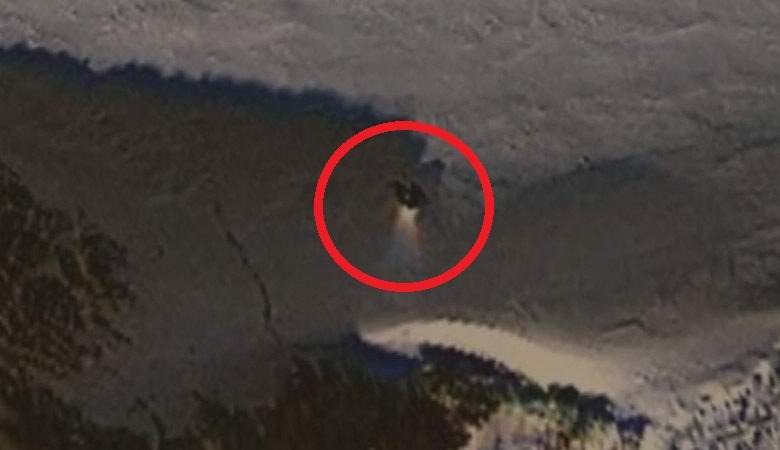 На спутниковом снимке Антарктиды исследователь обнаружил источник света