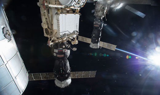 Прогресс МС-02 поднял сегодня орбиту МКС на 900 метров
