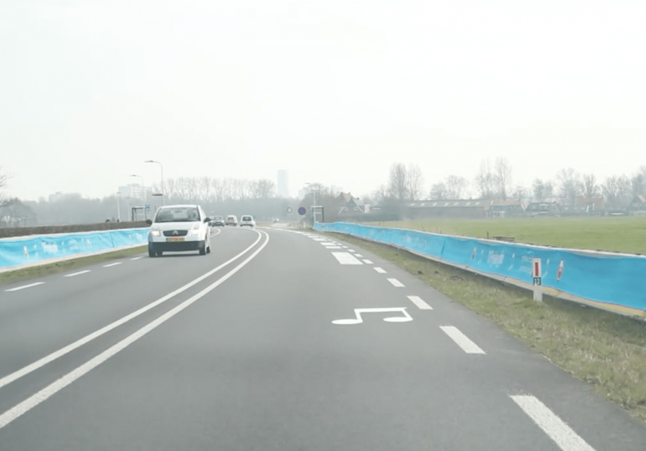 В Нидерландах демонтировали «поющую» дорогу, которая заставляла водителей соблюдать скоростной режим