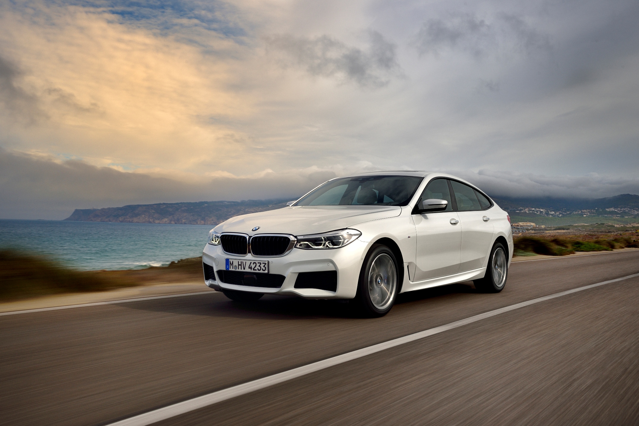 BMW представила самую доступную версию 6-Series Gran Turismo 