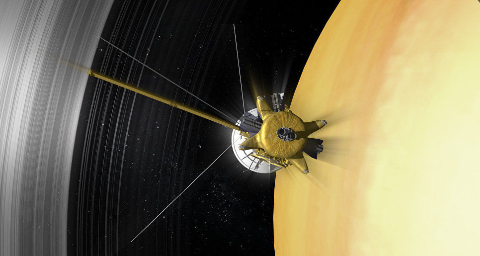 Первый пролет «Кассини» между Сатурном и его кольцами не оправдал ожидания НАСА