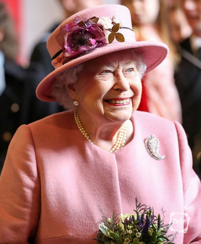 Королева Великобритании познакомилась со своим шестым внуком