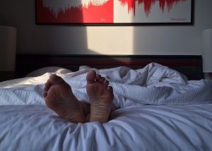 6 советов о том, как выспаться в жару