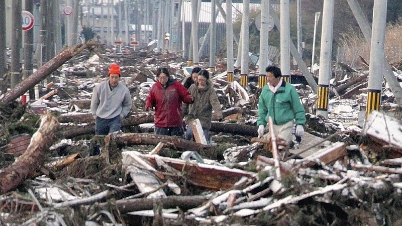 Около 30 повторных толчков произошли в Японии после землетрясения