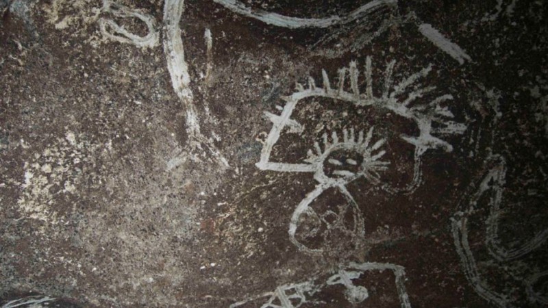 В пещере Цинкая обнаружены древние рисунки