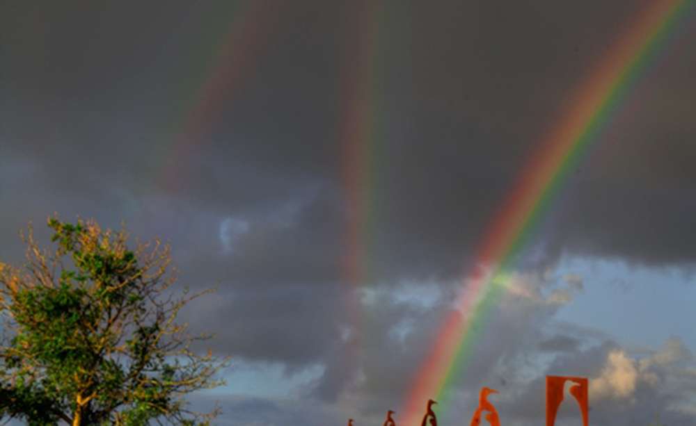 В Норвегии запечатлели редкую тройную радугу
