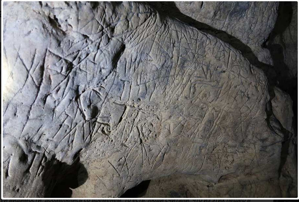 В британских пещерах найдены сотни "следов ведьм"
