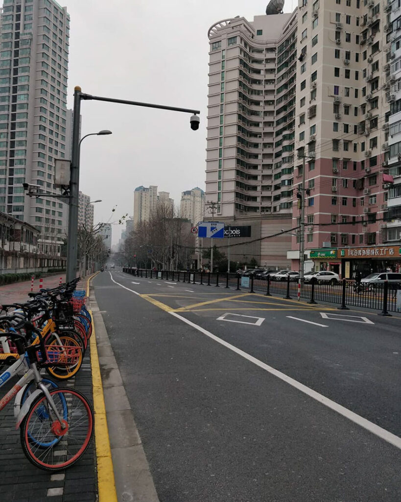 Как в фильмах ужаса: жуткие фото опустевшего Шанхая
