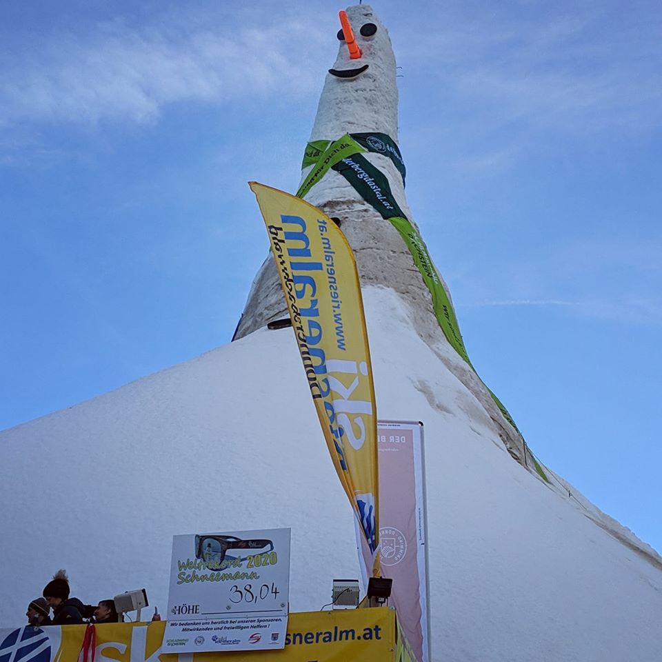 Снеговик высотой 38 метров попал в Книгу рекордов Гиннеса