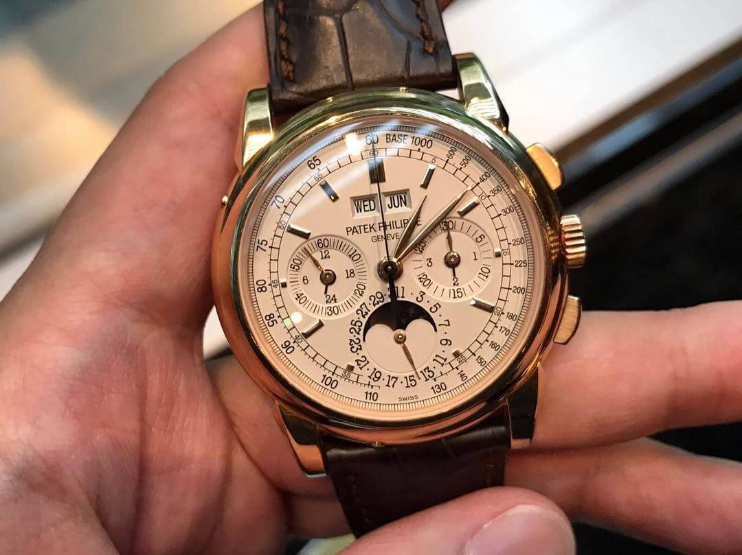 Часы родным. Часы Патек Филип. Часы Patek Philippe (k10579). Patek Philippe twoside. Швейцарские золотые часы Филип Патек.