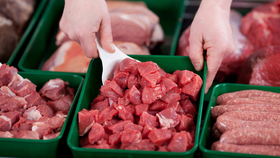 Какое мясо нельзя есть пенсионерам: даже 50 грамм могут привести к раку
