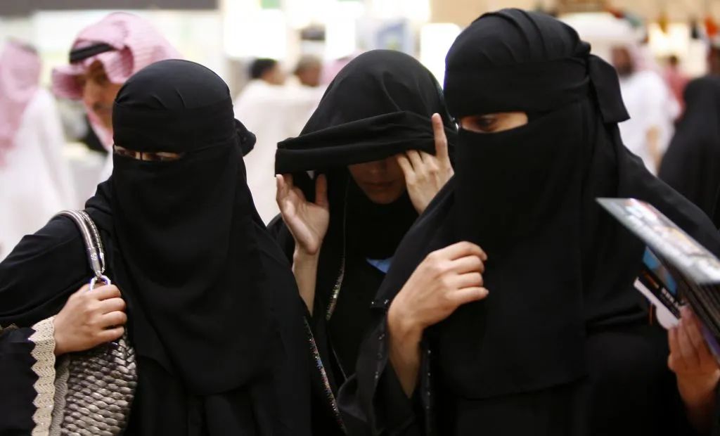 Как развлекаются женщины Ближнего Востока?