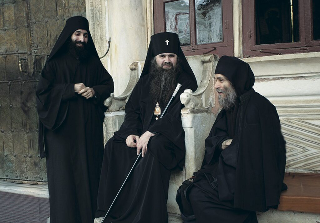 Темные тайны монахов: что скрывают божьи люди в черных одеяниях